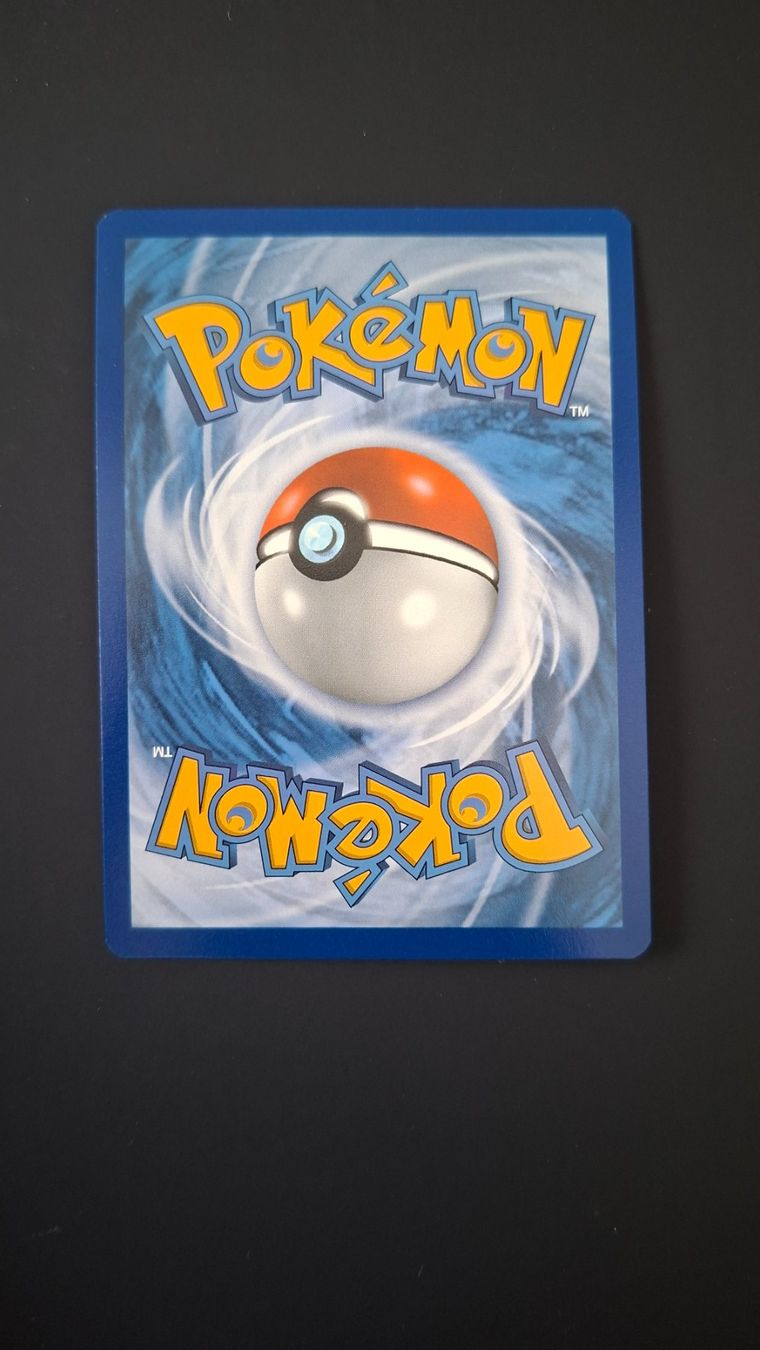 Pokémon Carte collezionabili: Morpeko V #037 Shining Fates DE – Usato da Biasca venduto da Sara_Poke123 1