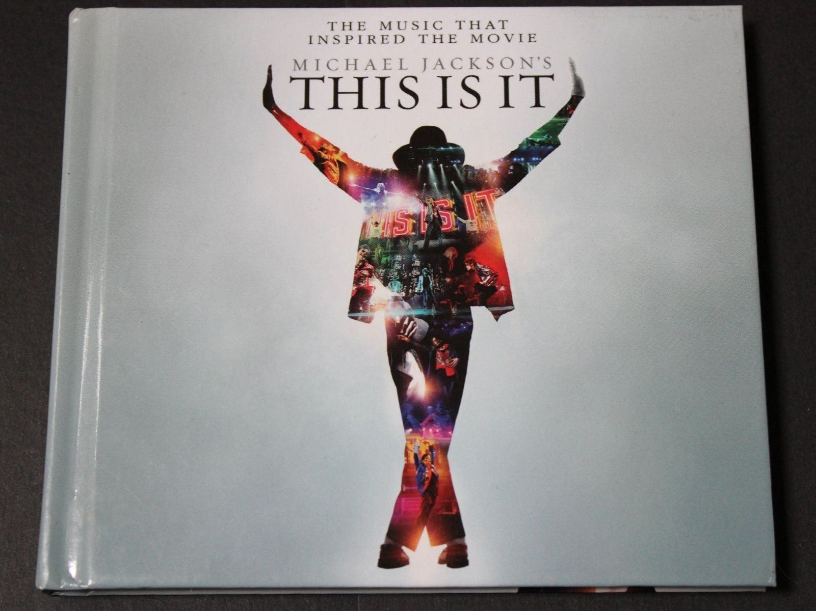 CD: Michael Jackson - This is it 2CDs 2009 – Usato da Tübach venduto da JamesStone 3
