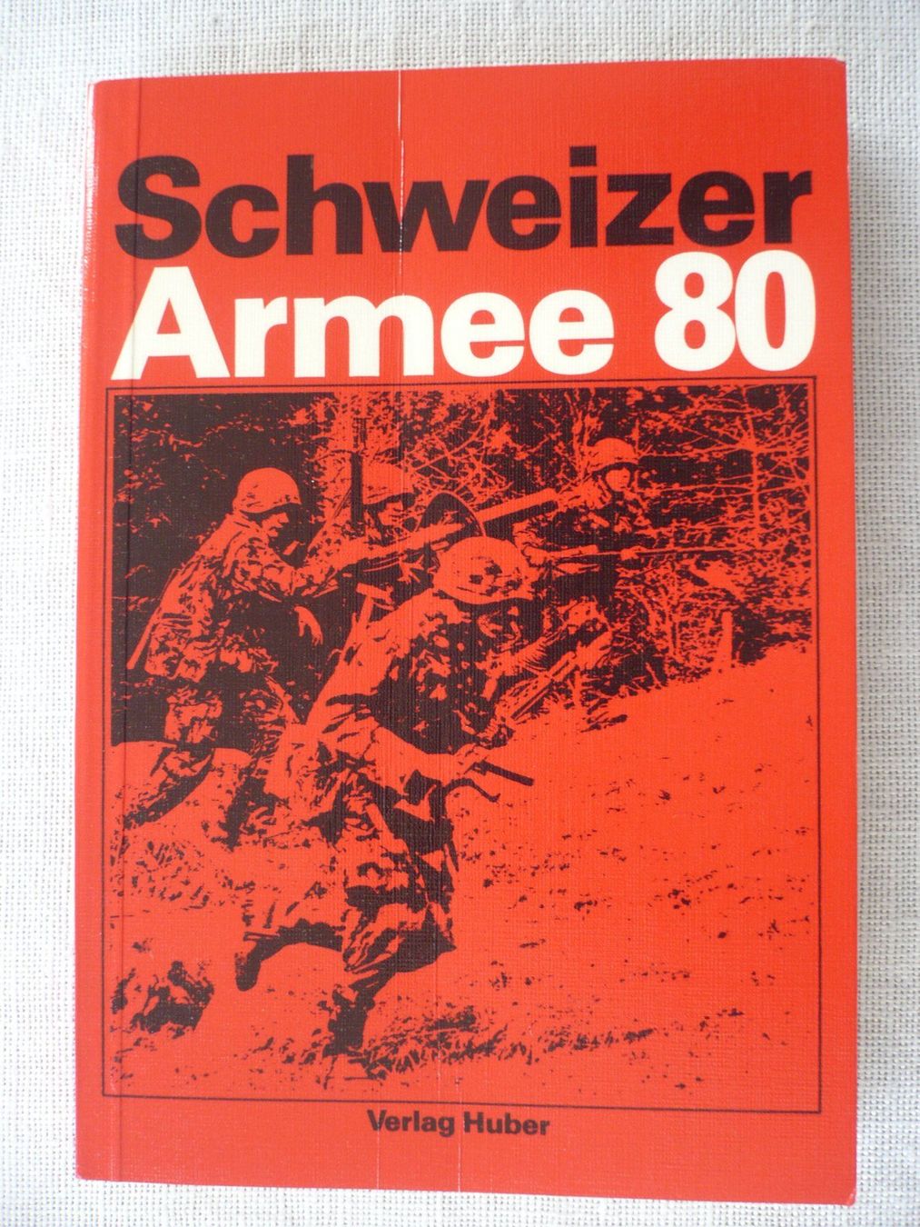 Livres: Schweizer Armee 80 – D'occasion à Zürich par saltandpepper008
