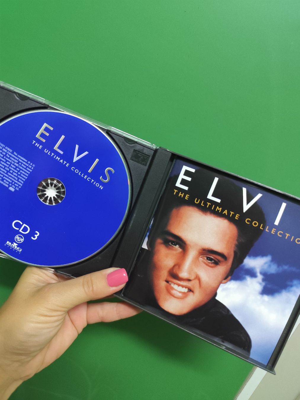 CD: Elvis The Ultimate Collection CD Box Set 4 Discs – Usato da Mägenwil venduto da VintageGirly 1
