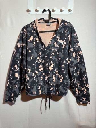 Camouflage Kapuzenpullover von Puma Gr. M