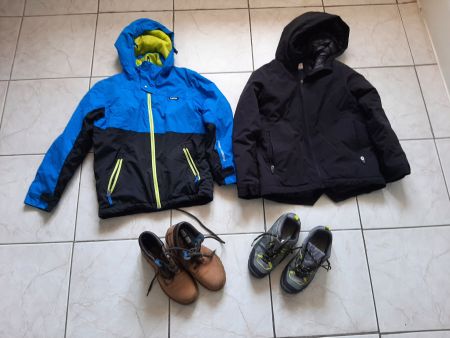 Winterjacken gr 146 - 152 + Schuhe