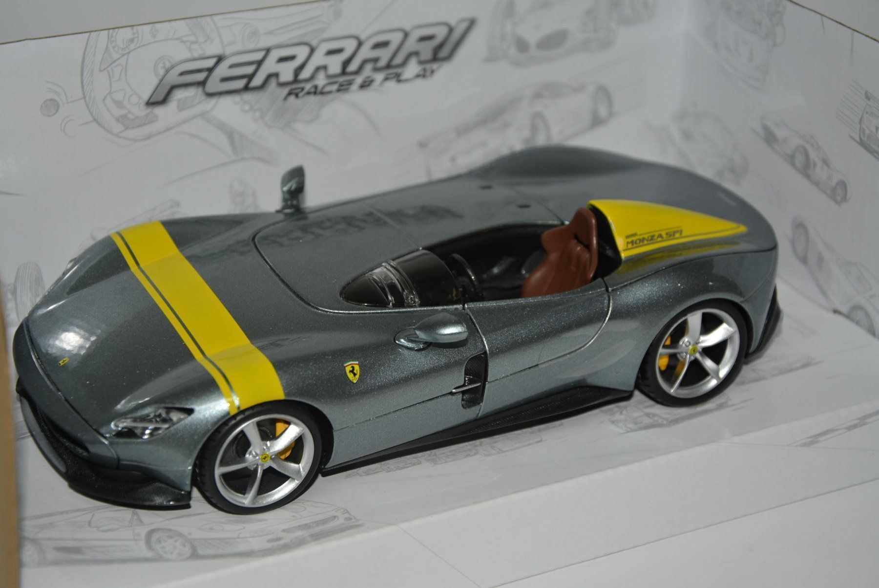 Ferrari Modellini d'auto: Ferrari Monza SP1 , Bburago, 1:24 – Nuovo e nell'imballaggio originale da Goldach venduto da Feivel9 2