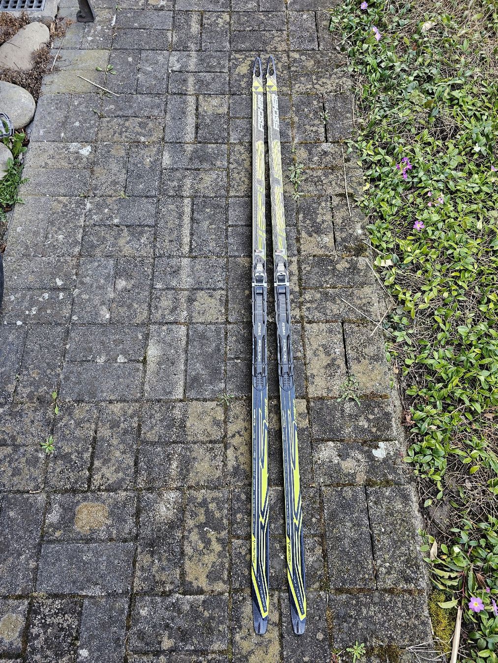 Fischer Skis: Fischer Carbonlite Skating Ski 192cm, mit Atomic Bindung – Gebraucht aus Wettingen von stiviii
