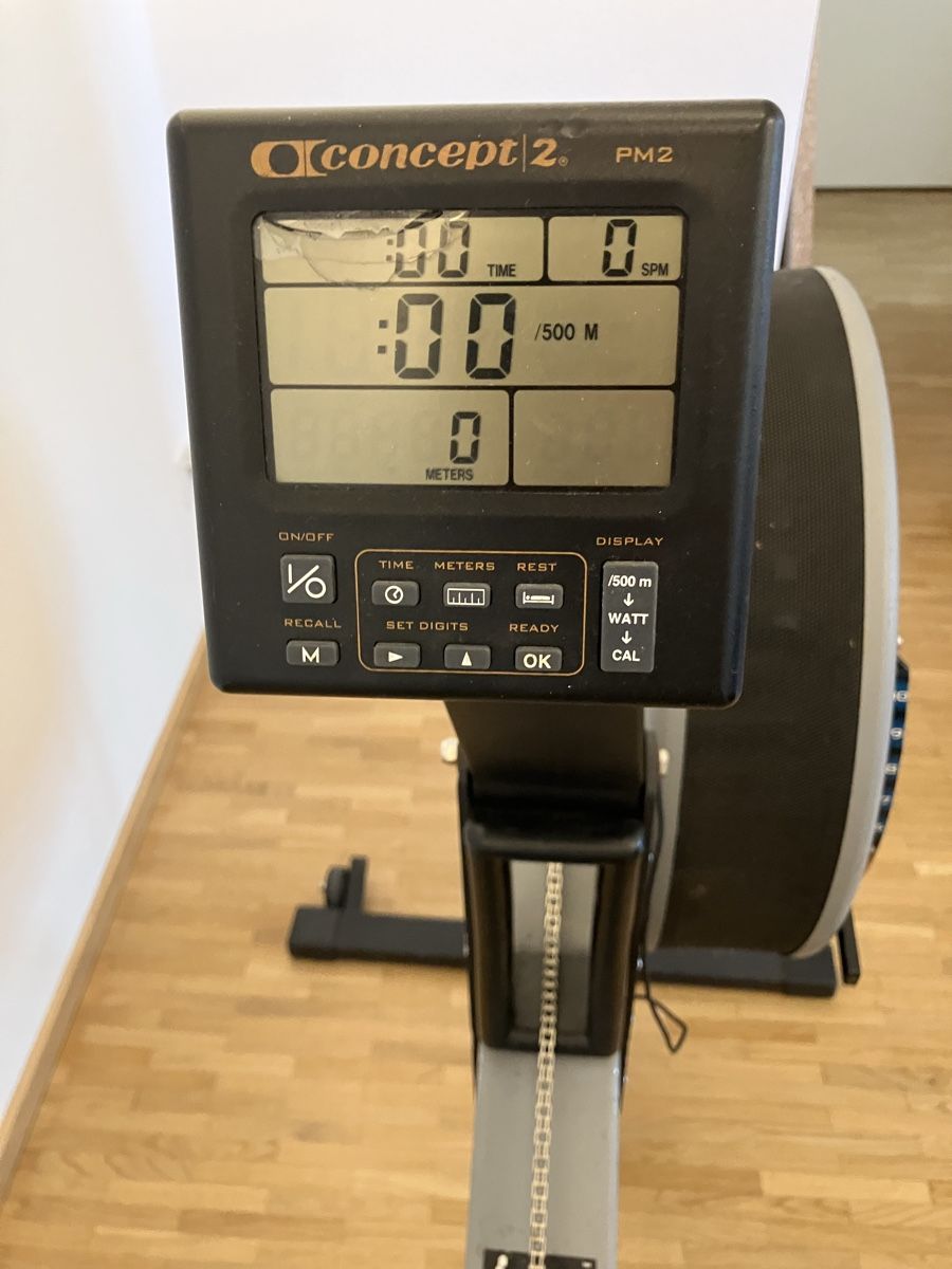 Concept 2 Vélos d'appartement: Concept2 RowErg Ruderergometer – Défectueux à Zürich par dapaula 3