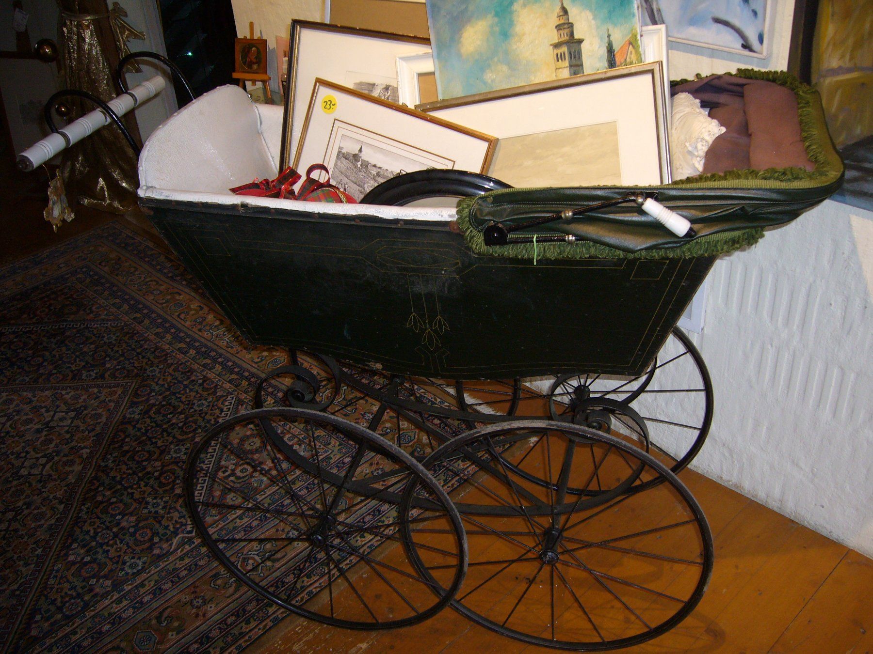 Carrozzine: ***  Antiker Kinderwagen um 1920  *** – Usato da Opfikon venduto da .Gallery.35. 5