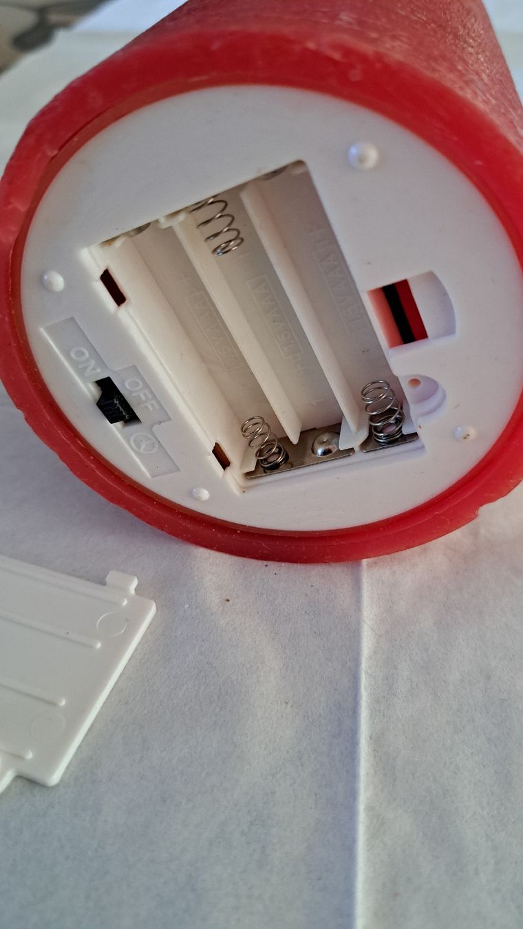 Candele: LED Kerze + Untersätzer + Batterien – Usato da Winterthur venduto da ml2_58mm 3