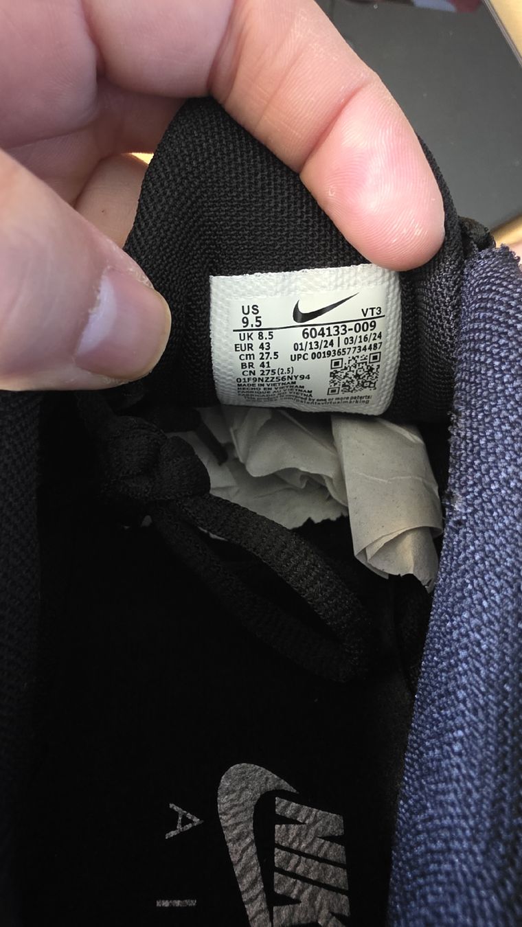 Nike Scarpe da uomo: Orginal Nike Air Max Plus TN Gr. 42.5 Schwarz  – Nuovo e nell'imballaggio originale da Nürensdorf venduto da mob_v52r 5