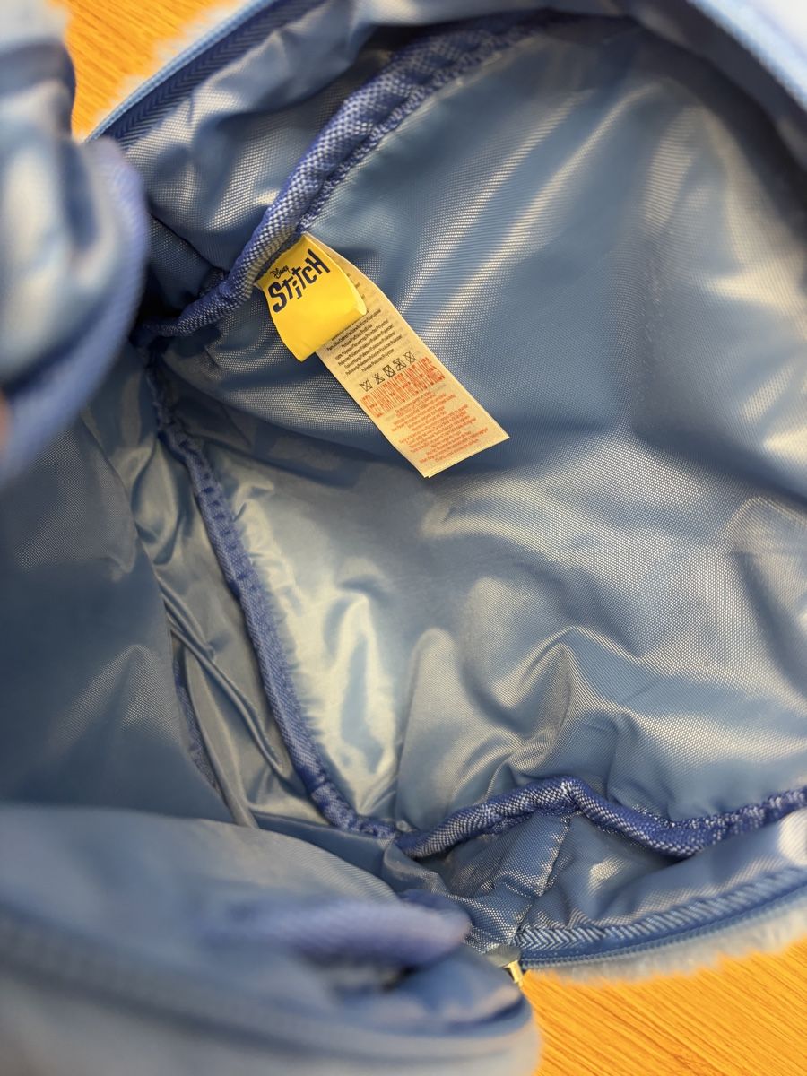 Kindertaschen: Disney Stitch Rucksack Plüsch NEU – Neu und originalverpackt aus Luzern von bonnie23 1