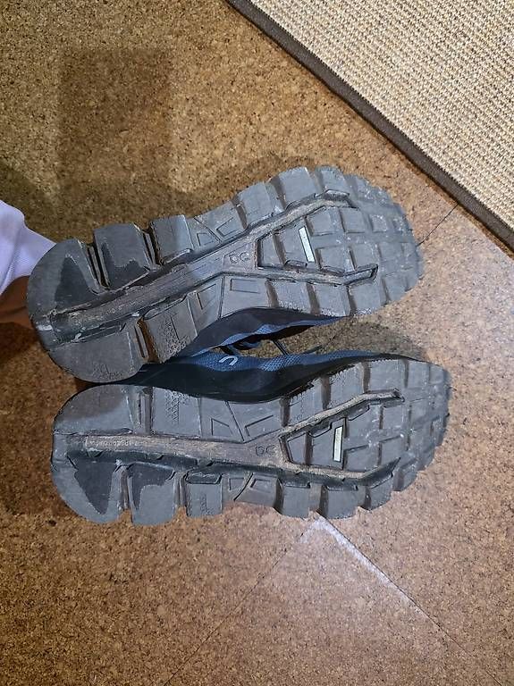 On Scarpe da uomo: On Cloudventure 2 Grösse 45 in Blau, gebraucht – Usato da Illnau venduto da Spartan226 4