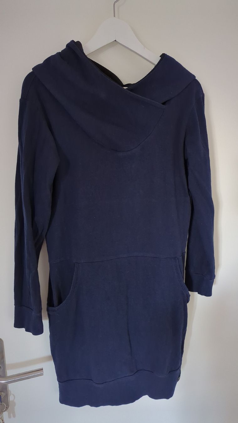 Vestiti: Kuscheliges Kapuzenkleid Grösse S – Usato da Neuheim venduto da sh0_gbz7 1