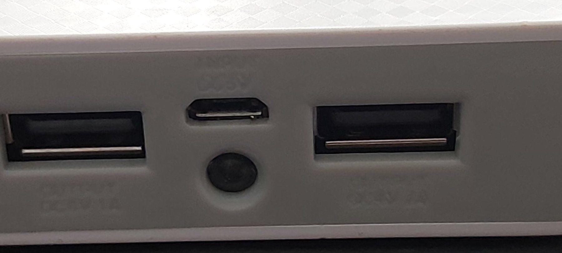 Caricabatterie: Powerbank – Usato da Schwarzenbach SG venduto da mel_s6jj 6