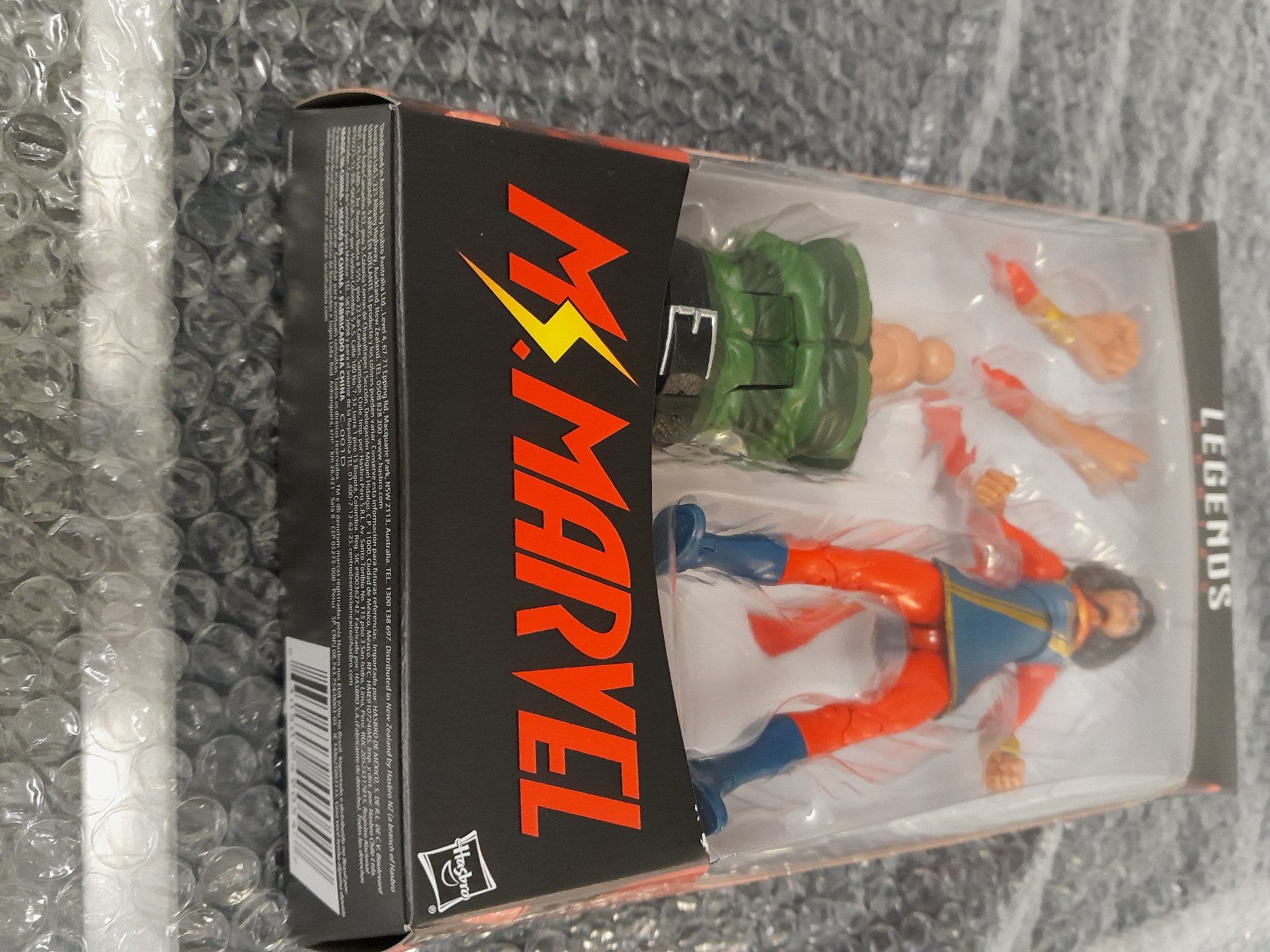 Marvel Statuette: Marvel Legends Series Ms.Marvel – Usato da Rüti ZH venduto da Alemanni 3