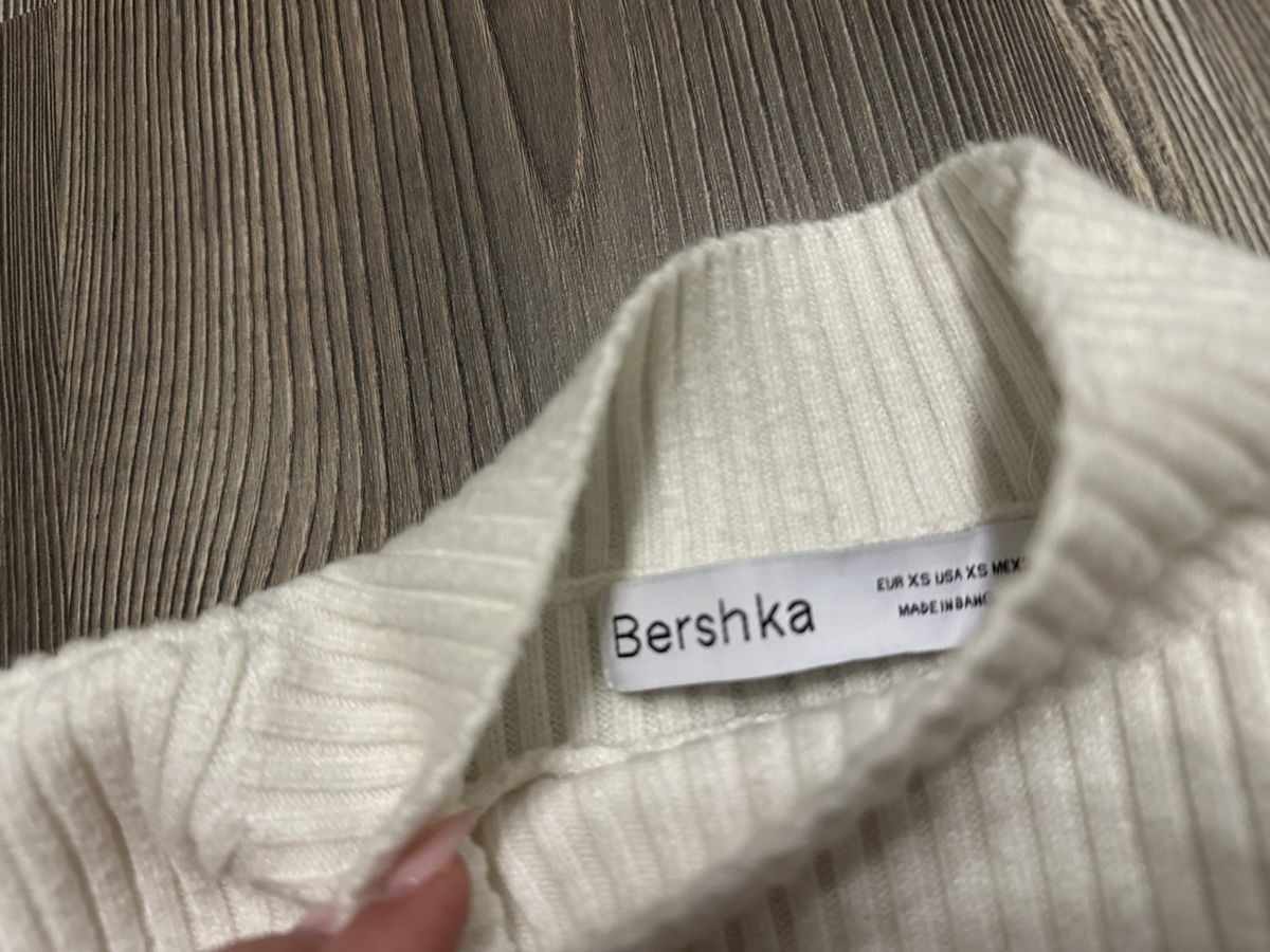 Bershka Maglioni & Felpe: Pullover Bershka gerippt weiss Grösse XS – Usato da Schaanwald venduto da ael248 1
