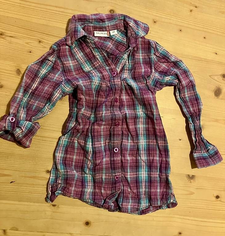 Blouses, T-shirts & Tops: Hemd / Bluse kariert Gr.116 – D'occasion à Brunnadern par Bumlebee 2
