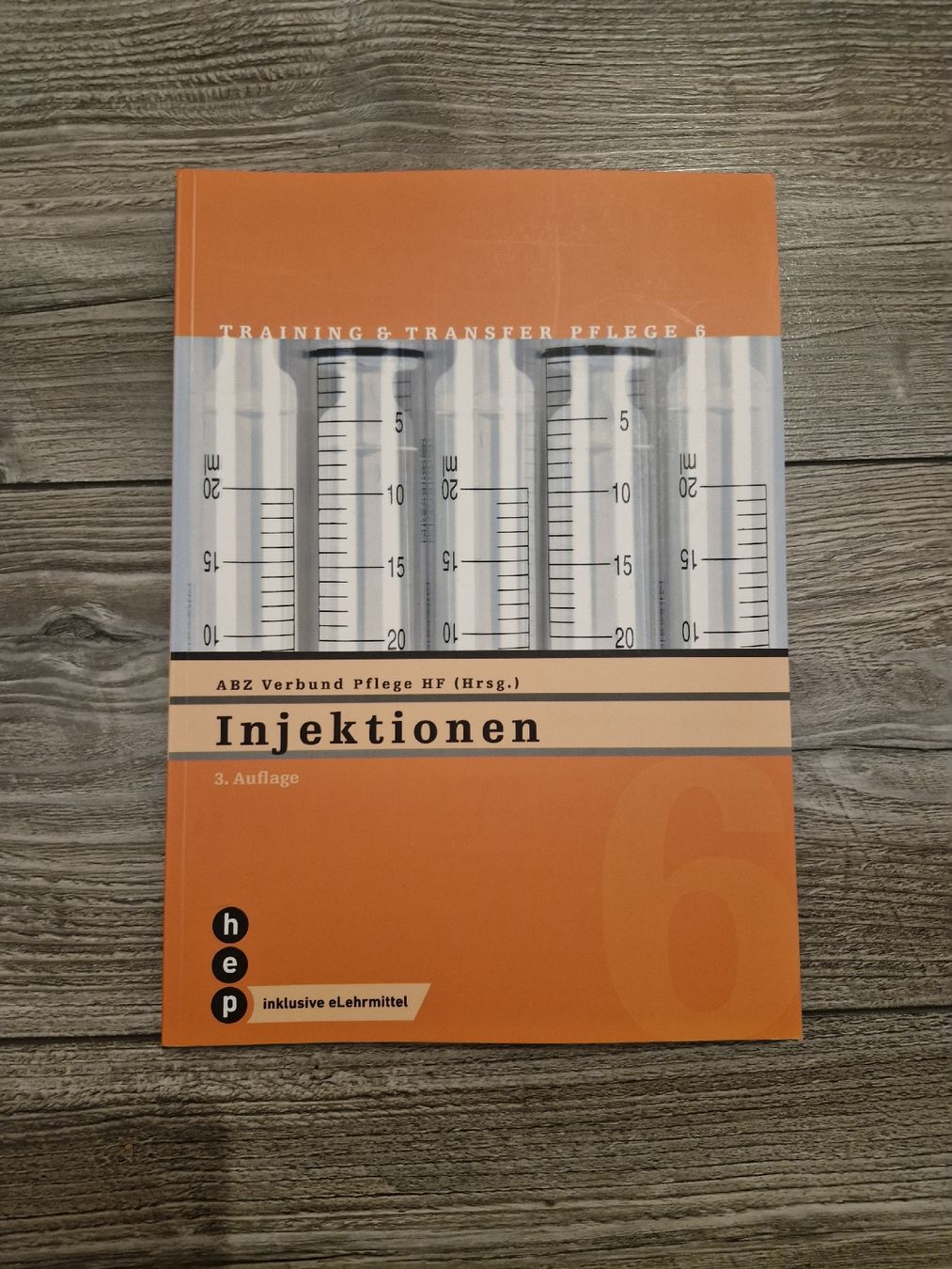 Bücher: Injektionen Trainingsbuch – Gebraucht aus Biel/Bienne von fat_f92k