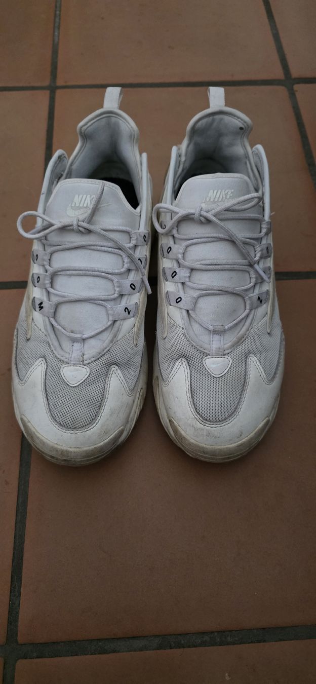 Scarpe da uomo: Nike Air Zoom 2000 Grösse 43 – Usato da Nuglar venduto da Danivenividiundeasy 5