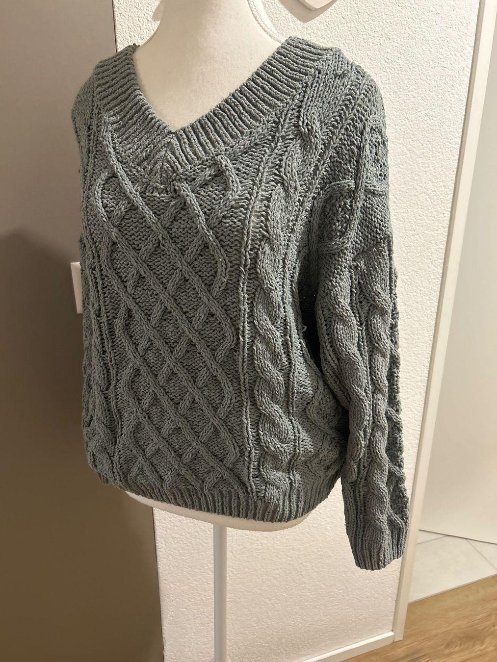 Pullover & Sweatshirts: Pullover mit Zopfmuster olive von Chicorée Gr. – Gebraucht aus Brunnen von Nala2929 4