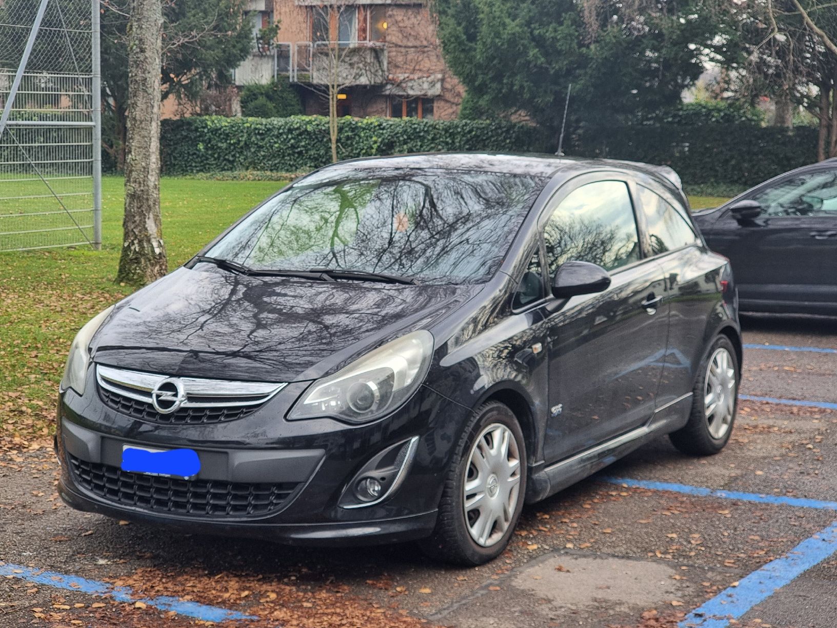 Opel Autos: Opel Corsa D 2011 1.6T GSI – D'occasion à Biel/Bienne par SeaaZ