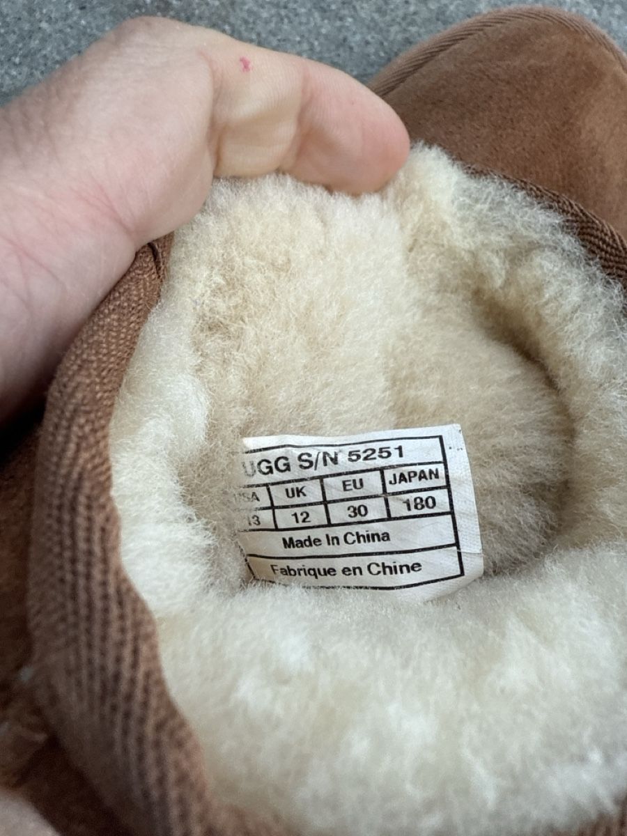 Ugg Scarpe per ragazze: UGG Boots Kids Gr. 30 – Usato da Geroldswil venduto da emi1980 4