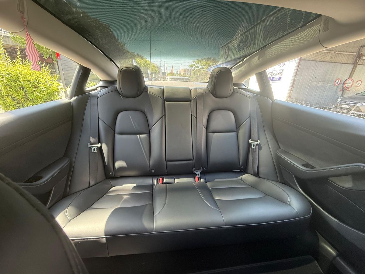 Tesla Automobili: Tesla Model 3 blanc nacré – Usato da genève venduto da william_05 2