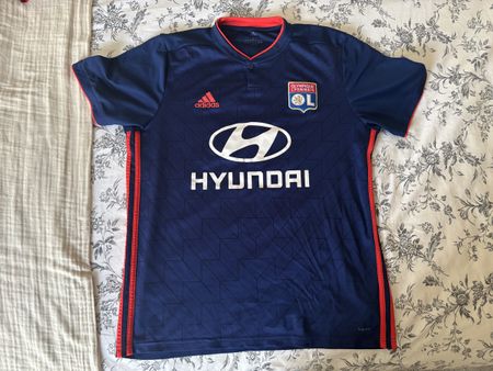 Lyon n11 maillot