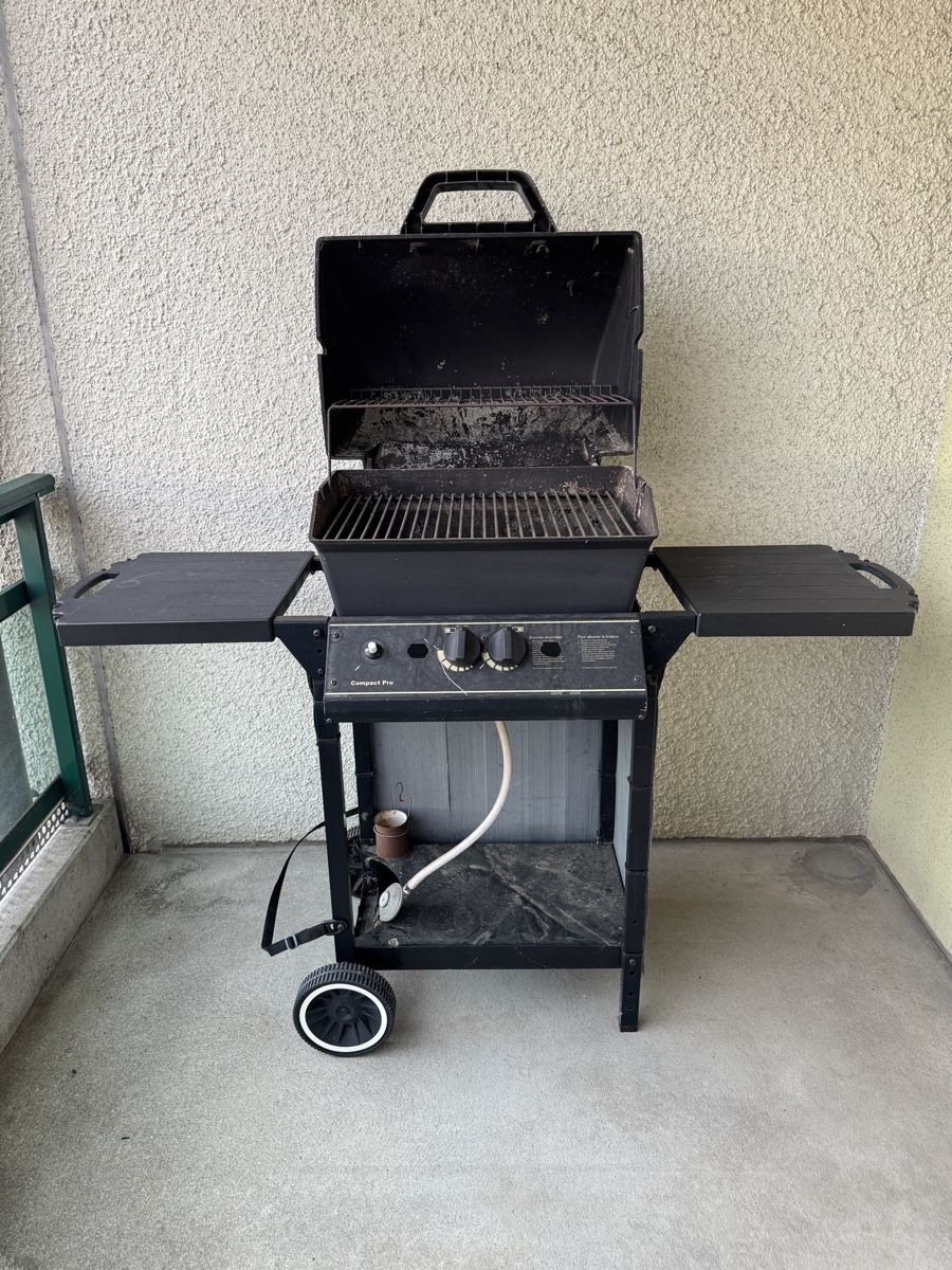Griglie: Gasgrill Koenig mit DEFEKT – Difettoso da Biberist venduto da Irim