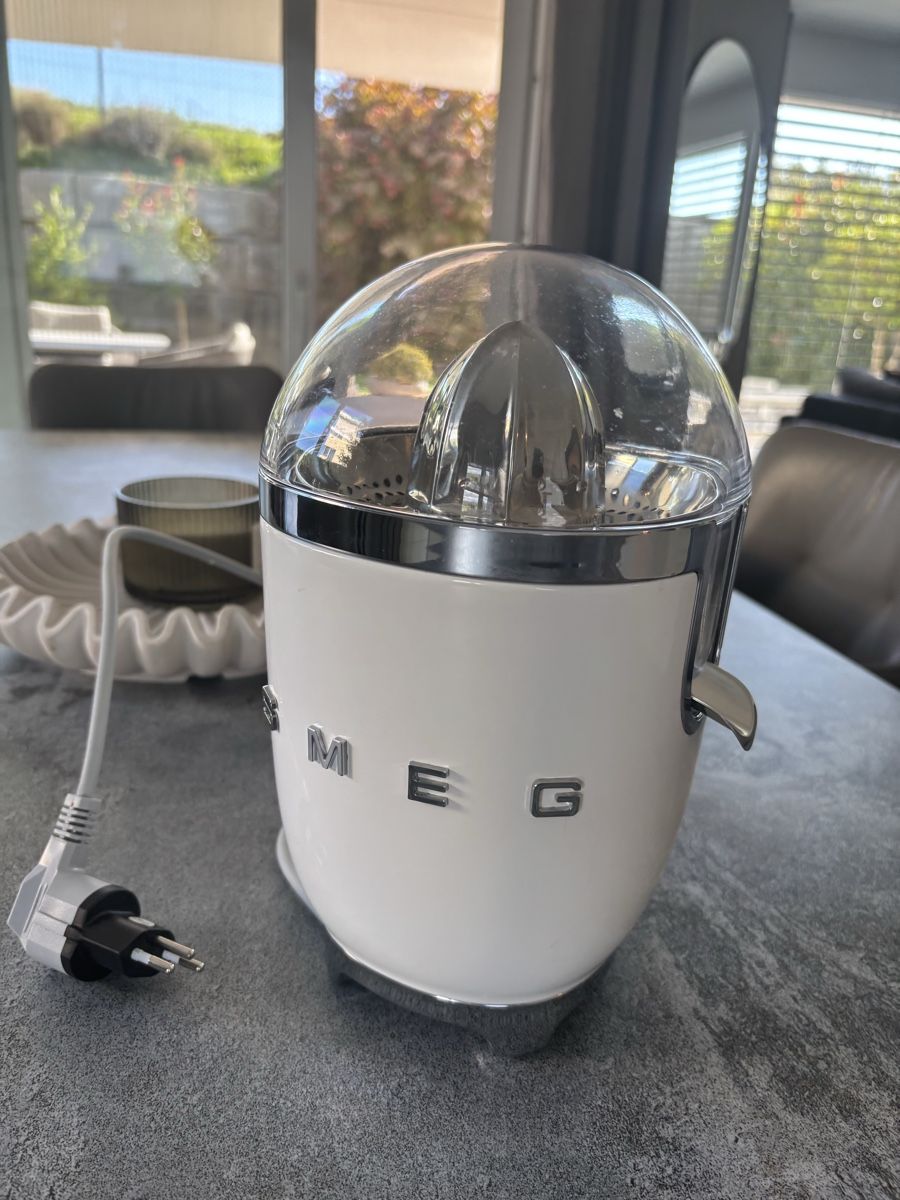 Smeg Elettrodomestici da cucina: Smeg Entsafter  – Usato da Eschenbach SG venduto da Betti78 1
