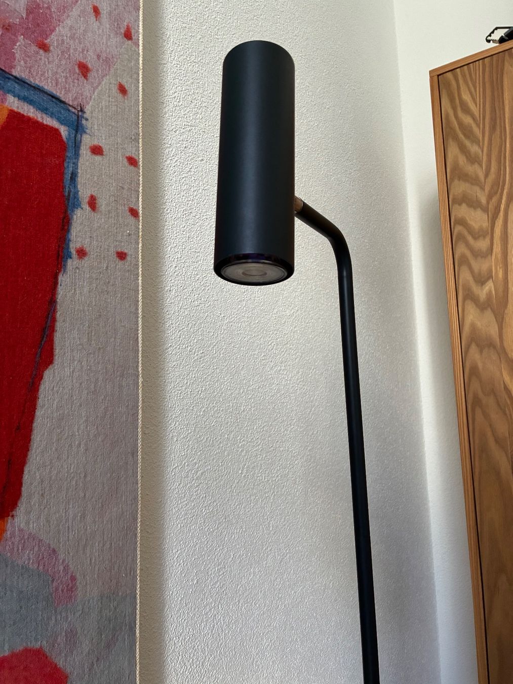 Lampade: Stilvolle Stehleuchte mit flexiblem Licht – Usato da Zürich venduto da Supermanu 1
