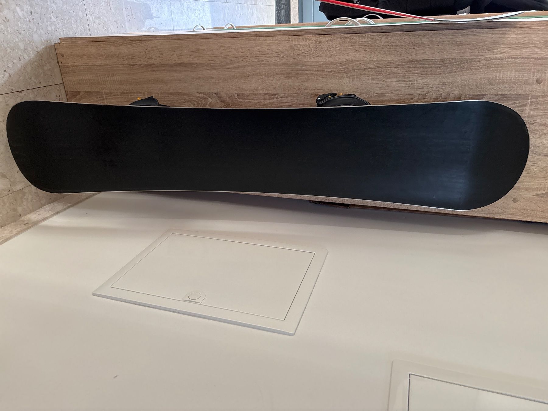 Board: ALPHA MOONBASE 152 cm, mit HEAD POWERBASE  Bindung Gr. L – Usato da Mont-sur-Lausanne venduto da _ValentinTuregano 1