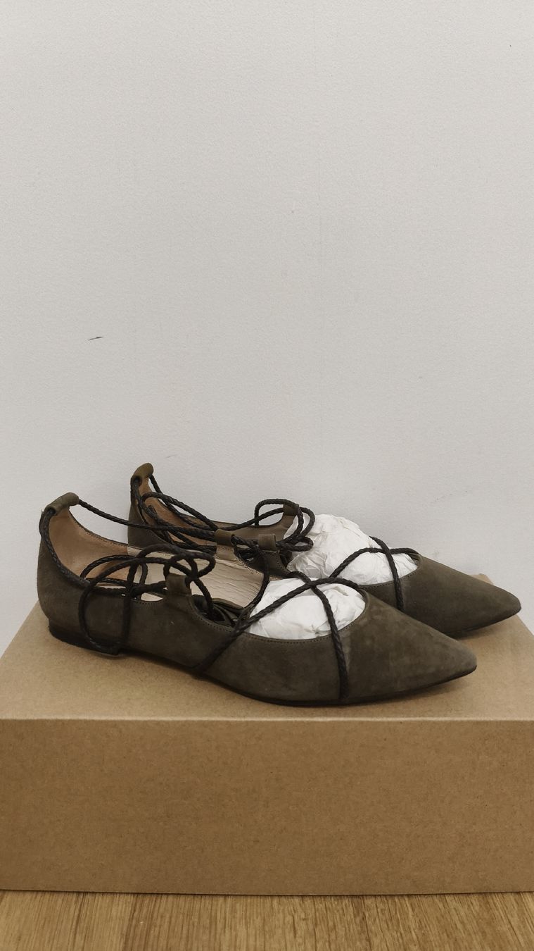 Massimo Dutti Scarpe da donna: Massimo Dutti Olive Suede Pointed Ballet Flats - 37 – Usato da Erlenbach ZH venduto da rem_p5dd 2