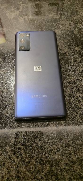 Telefoni cellulari / Smartphones: Samsung Galaxy S20FE 5G – Usato da Ibach venduto da s_gallicchio 4