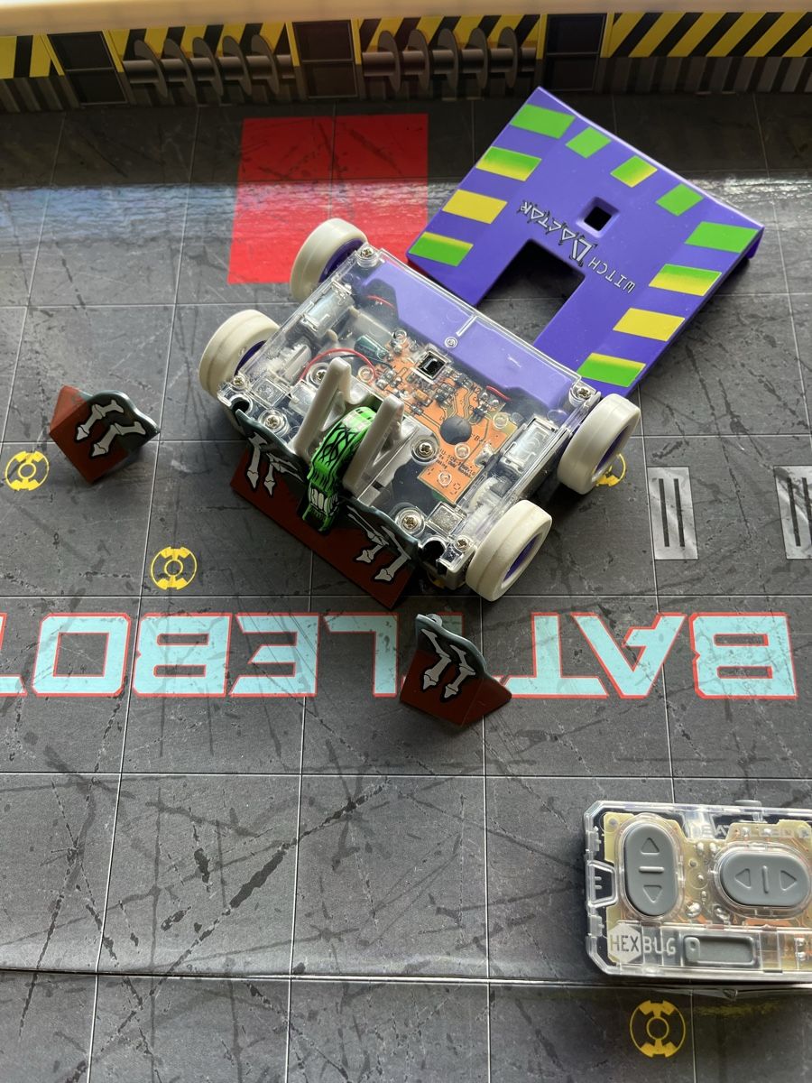 Giochi: Hexbug Battlebots Arena – Usato da Wettingen venduto da and_7rdc 4
