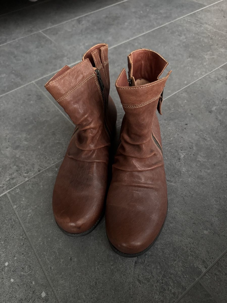 Think Scarpe da donna: Think Stiefeletten 38.5 – Nuovo (secondo la descrizione) da Dachsen venduto da Pfotenglueck 3
