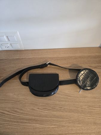 Schwarze Gürteltasche mit Kroko-Optik, neuwertig!