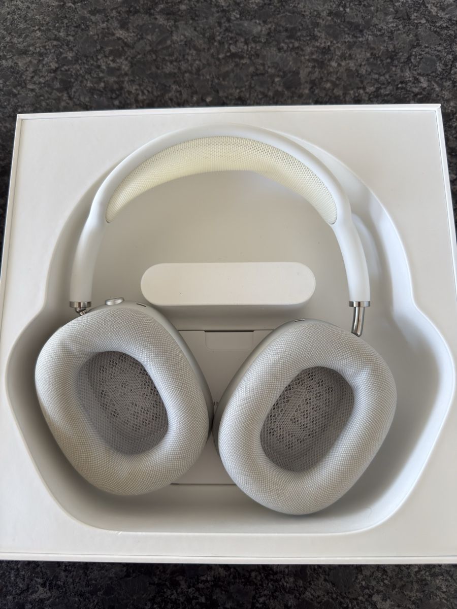 Apple Cuffie: Apple AirPods Max Silber – Usato da Horgen venduto da shelly9631 2