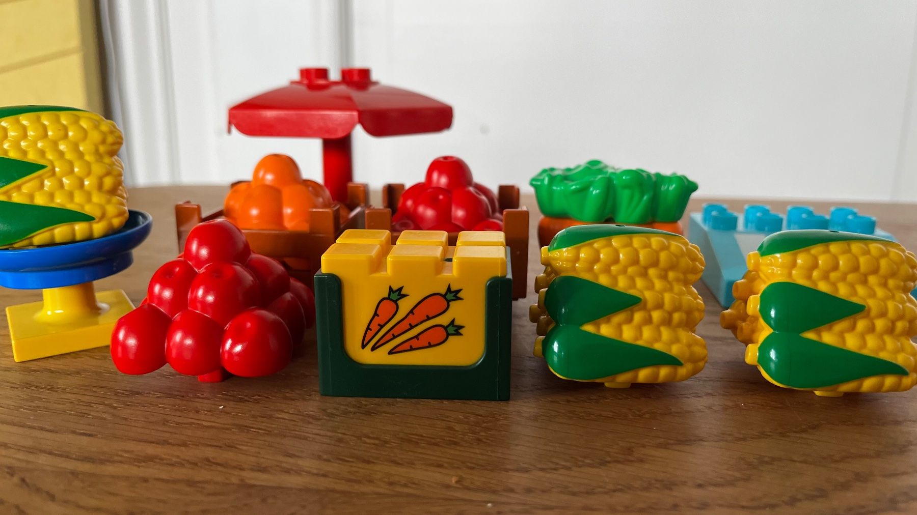Lego Figurines: Lego Duplo Marktstand Gemüse Auto – D'occasion à Ennetbaden par teo_yg9s 6