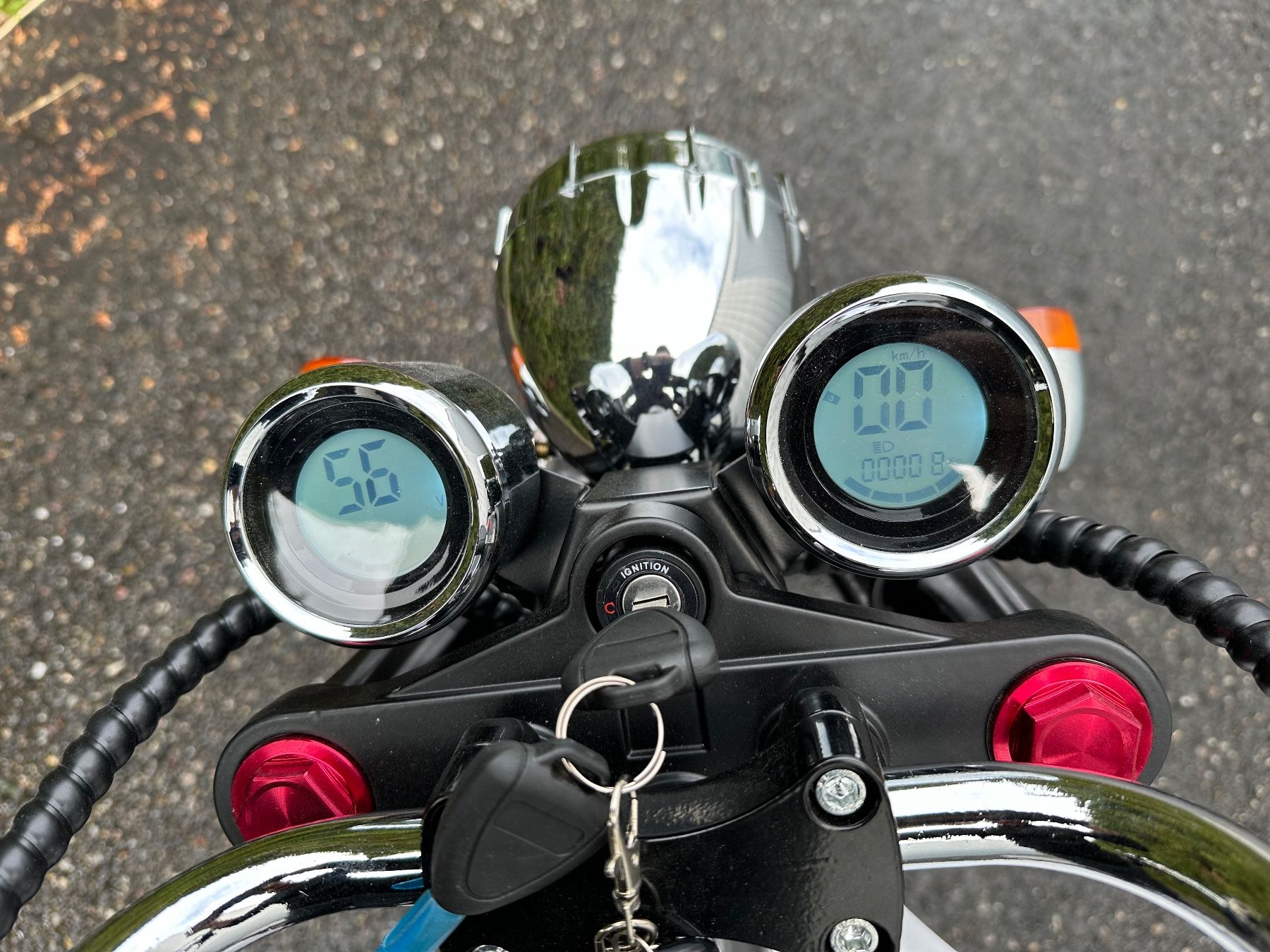 Next Electric Motors Scooter: Scooter Eléctrique Chopper White – Usato da Courrendlin venduto da audittfl 3
