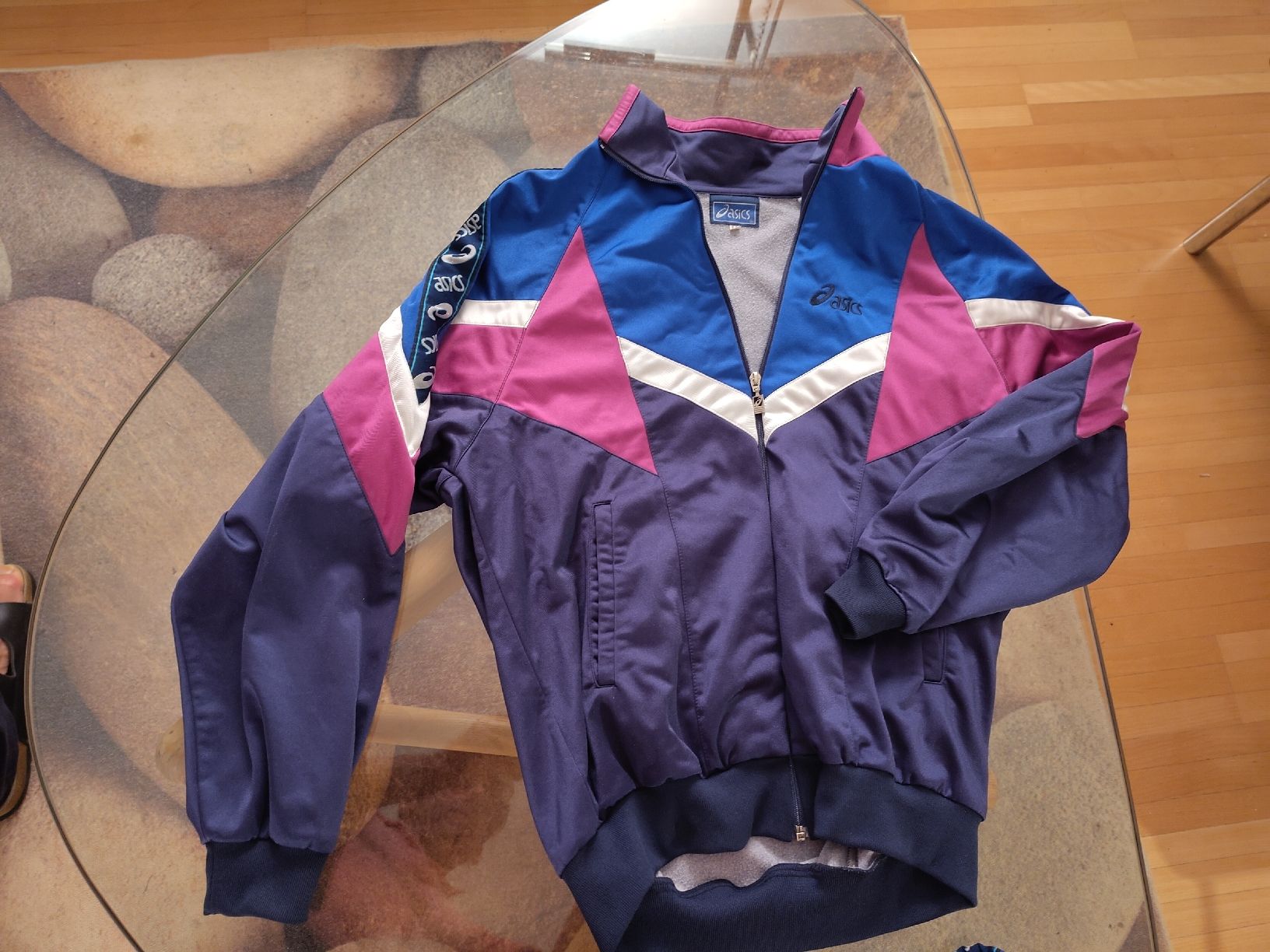 Costumes, combinaisons de sport et fonctionnelles: Trainer Anzug/tracksuit – D'occasion à Wetzikon ZH par m.n.i.gantenbein 1