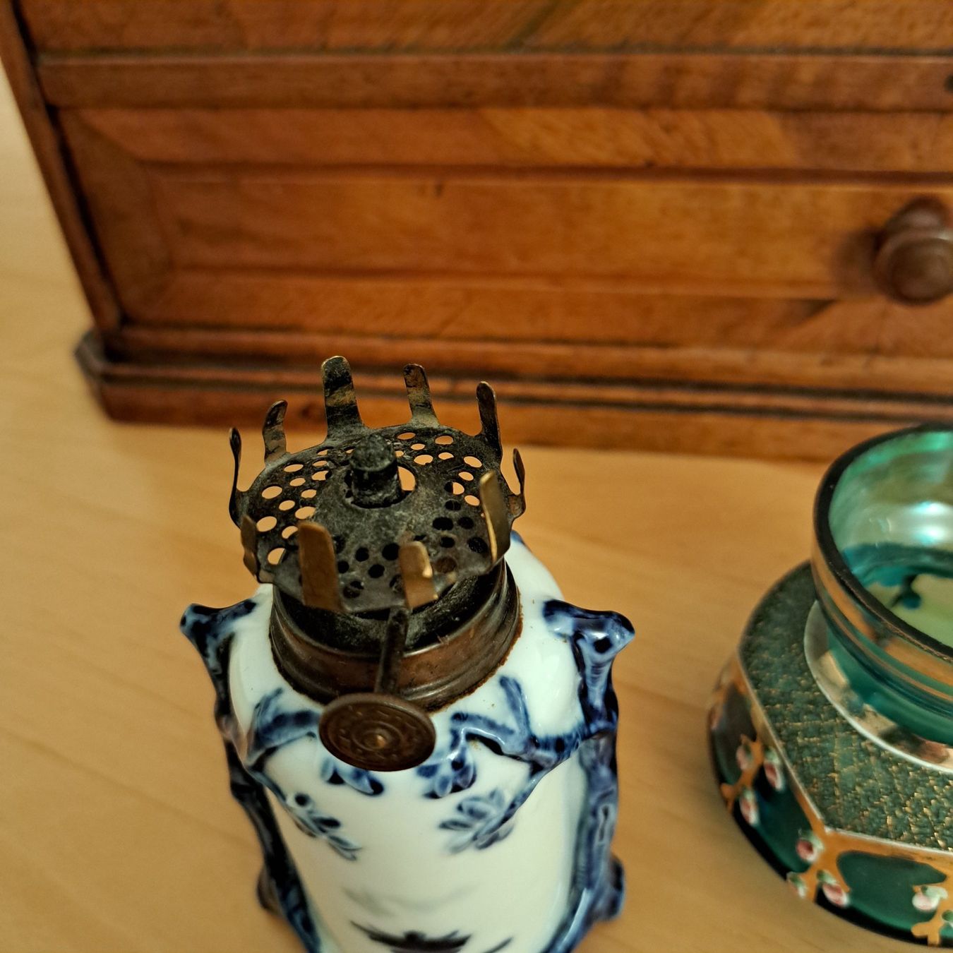 Lampade: Kleine Petrollampe, Delft. – Usato da Grüningen venduto da Tappio 3