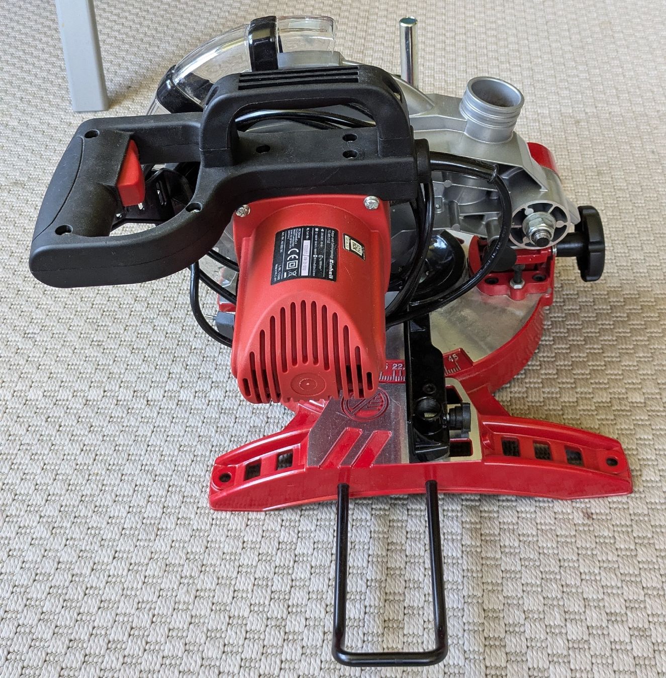 Einhell Scies: Kapp- und Gehrungssäge Einhell TC-MS 2112 – D'occasion à Luzern par reg_dq65 4