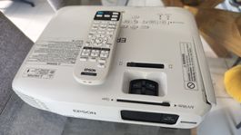 Epson Beamer Defekt ( wenig gebraucht) 