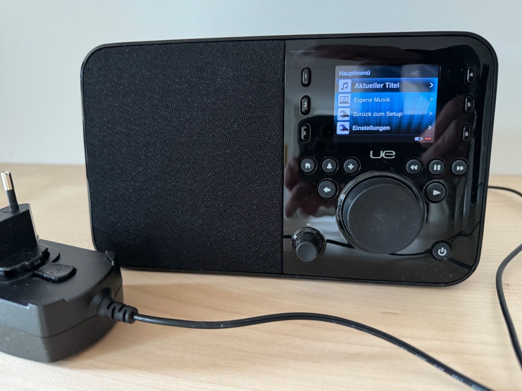 Logitech Radios: Logitech UE Smart Radio (Squeezebox) – Gebraucht aus Davos Platz von  1