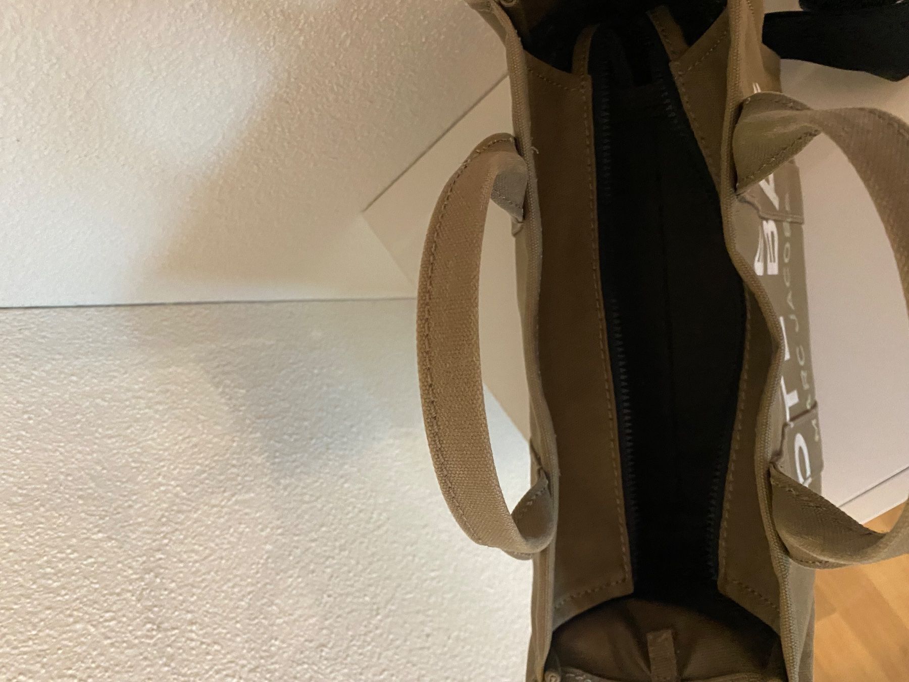 Marc Jacobs Borse da donna: The Tote Bag Marc Jacobs – Usato da Dübendorf venduto da fabiiisk 2