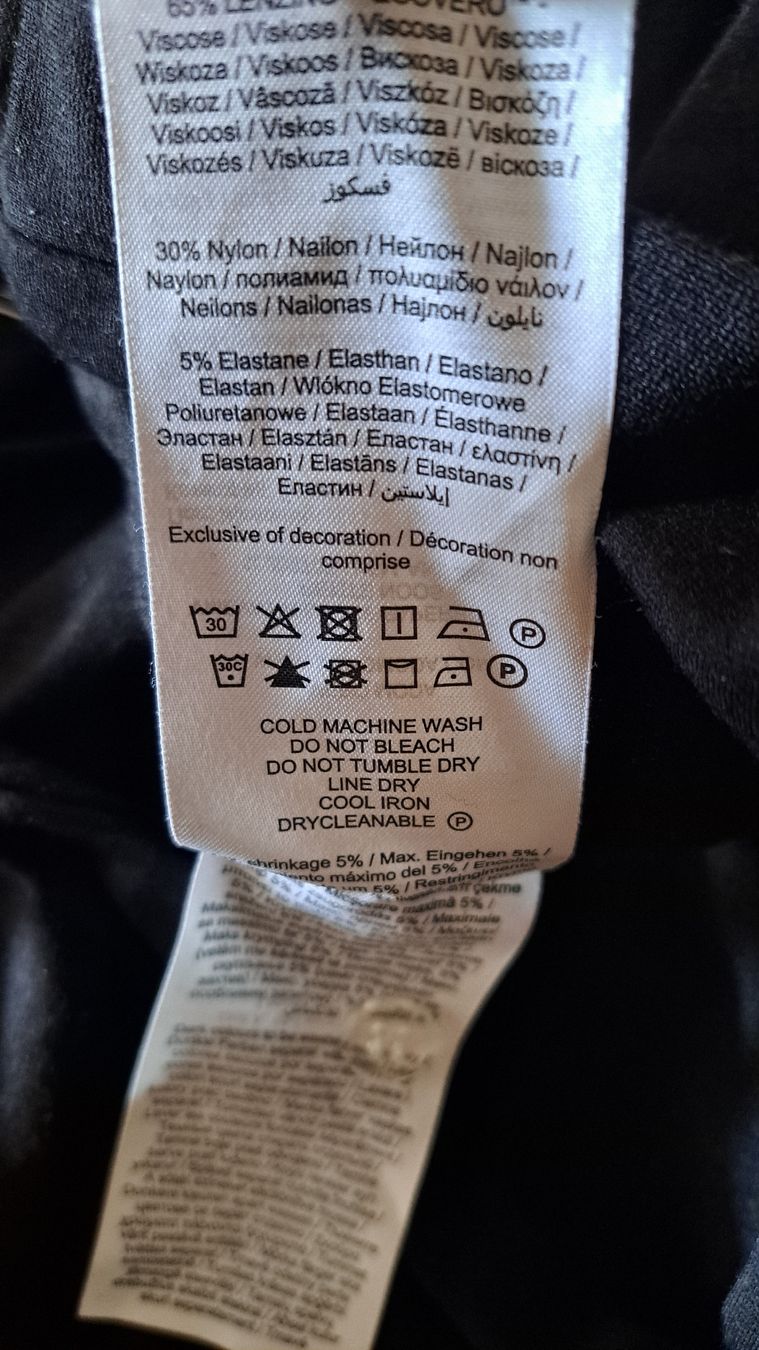 Vero Moda Pantaloni: Stoffhose mit Bindegürtel Vero Moda Schwarz – Usato da Seengen venduto da ja6_65wp 3