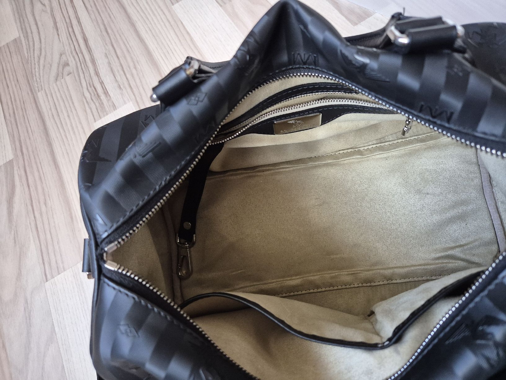 Maison Mollerus Taschen für Damen: Mollerus "BUENTEN" silber – Neu (gemäss Beschreibung) aus Unteriberg von VOI_69 2