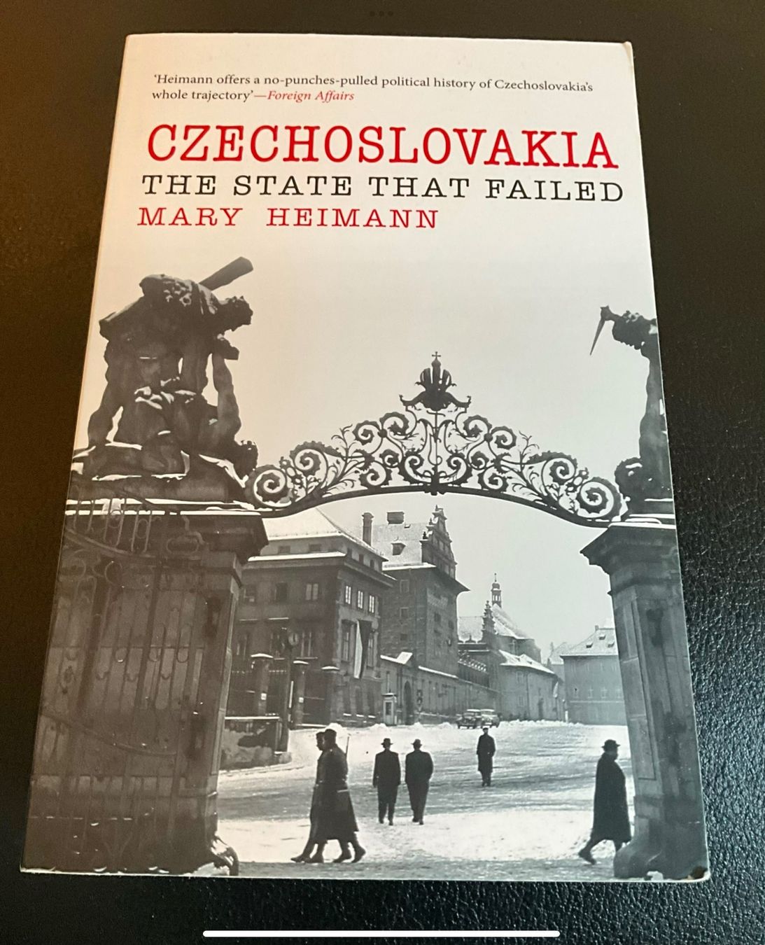 Libri: 3 books about PRAGUE / CZECHOSLOVAKIA – Usato da Zürich venduto da lisa.alessia93 1