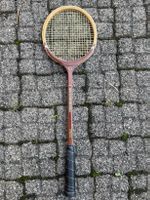 Vintage Holz-Squashschläger „Omega“ – ca. 70er