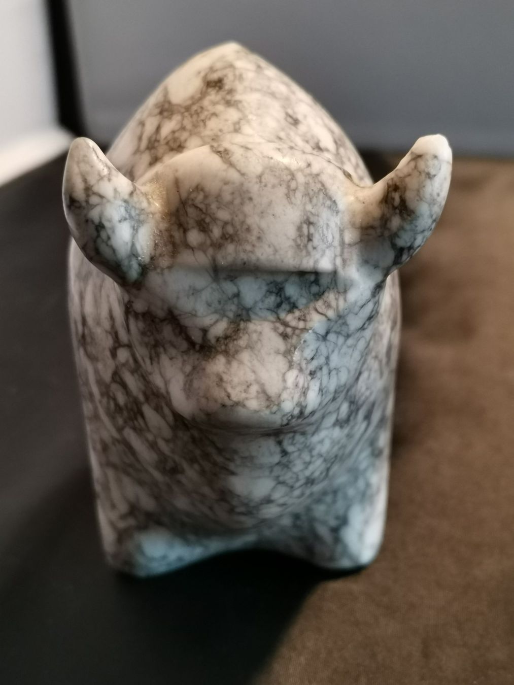 Skulpturen & Statuen: Bison Marmorgestein Skulptur – Gebraucht aus Suhr von Brocki-Suhr 1