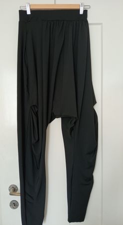 Haremshose schwarz, Drop Crotch mit 2 Taschen, Gr. S